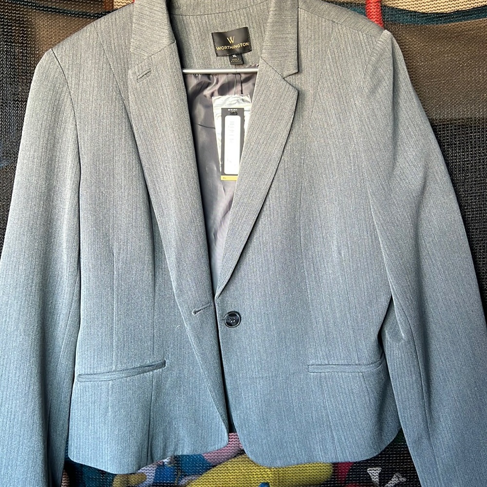 NWT suit blazer